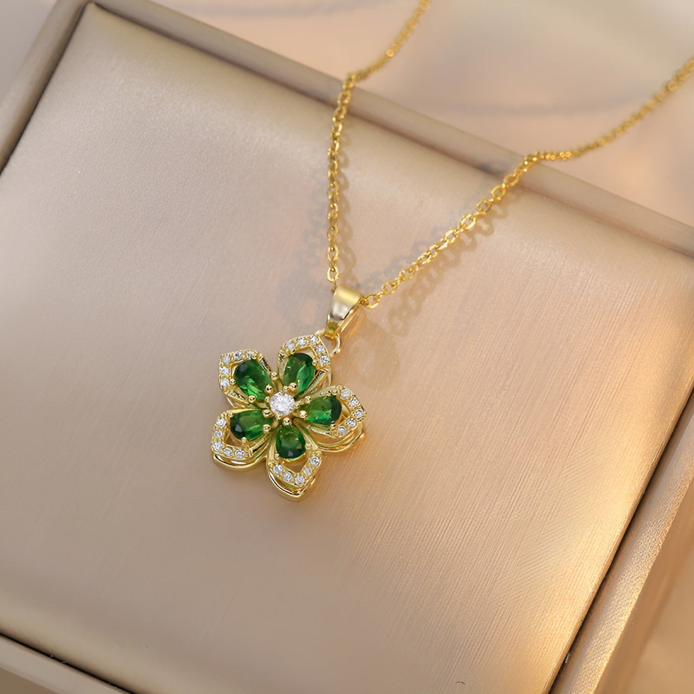 Ysée™ | Collier à Fleurs Rotatives