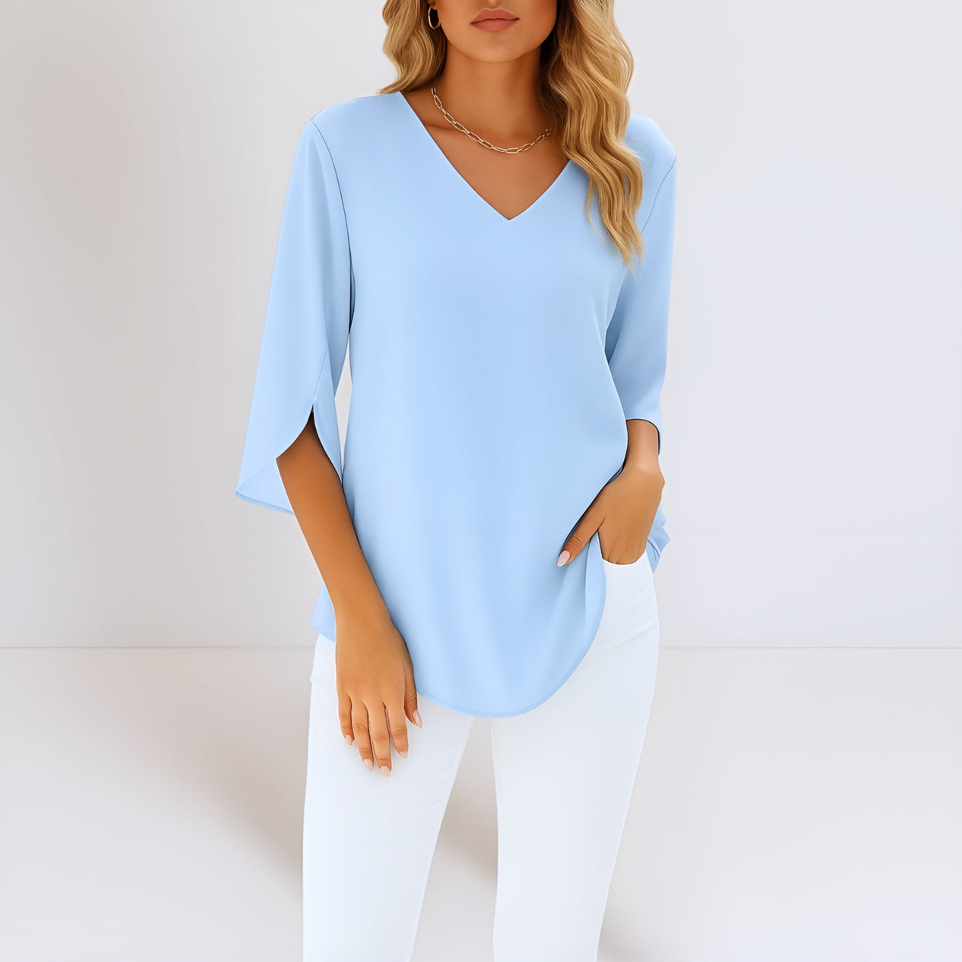 Sandrine™ | Blouse Élégante avec Col en V