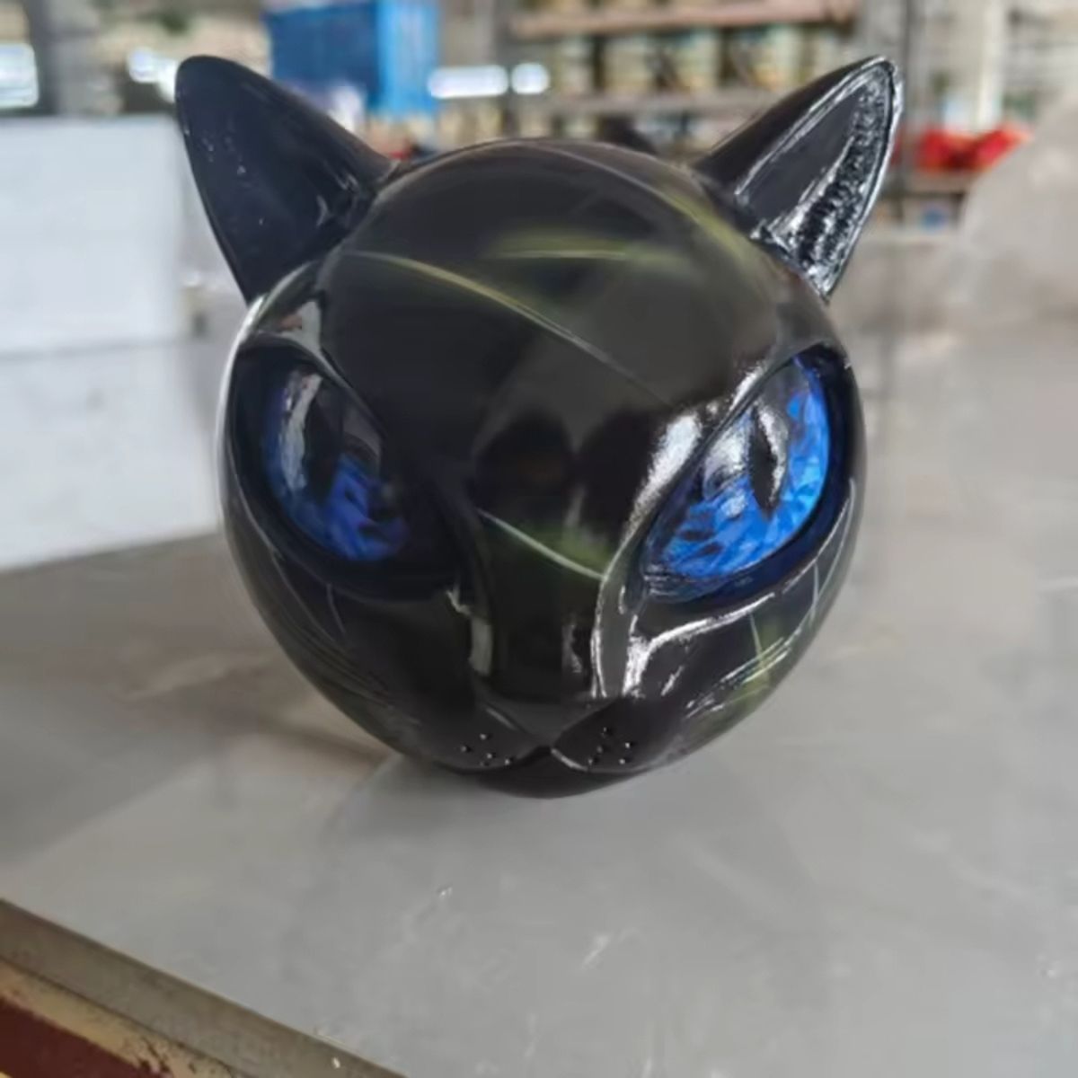 Noiraude™  | Sculpture de Chat Noir en Imitation Pierre