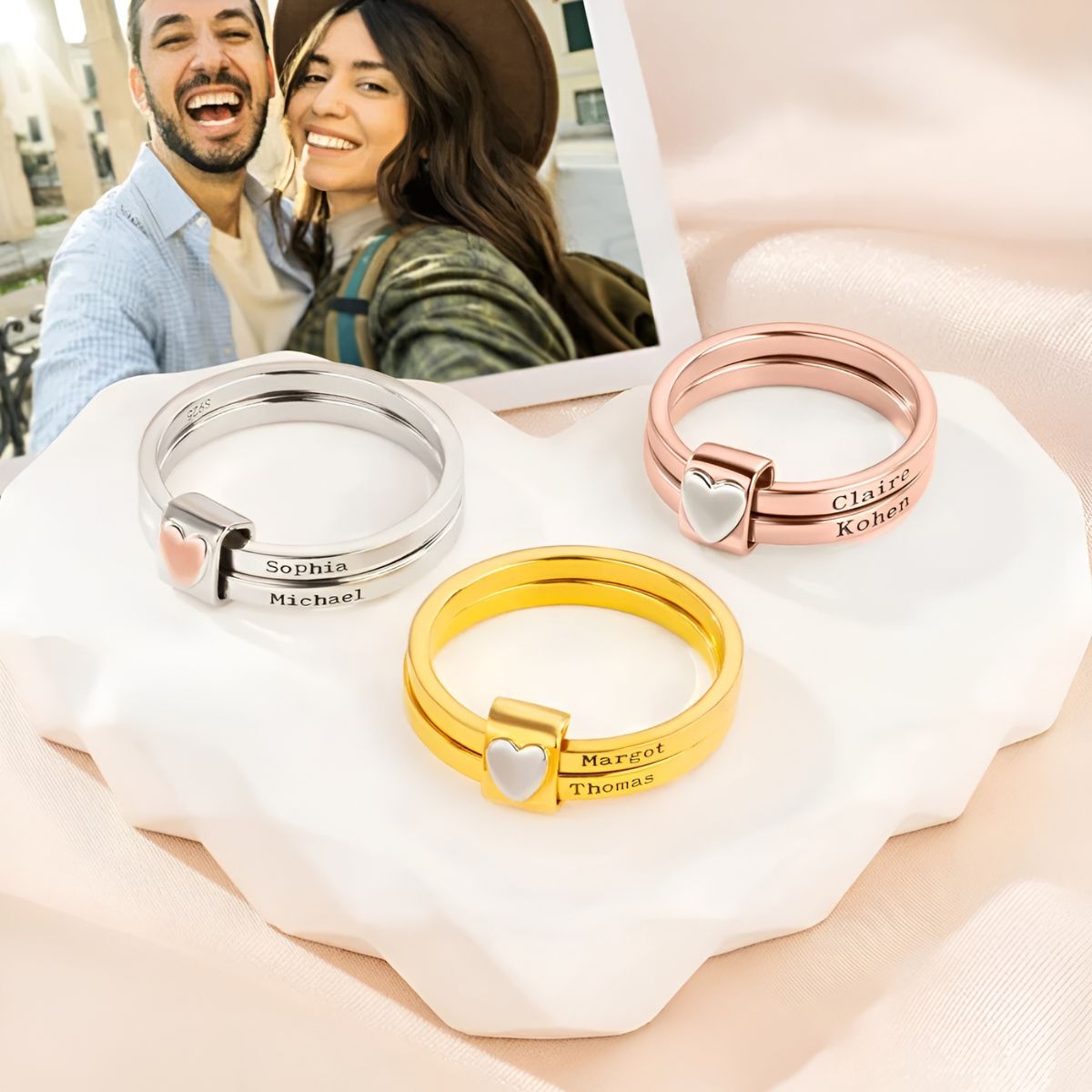 Amoria™ | Bague Personnalisée avec Noms Gravés